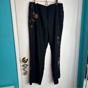 Nicole studio linen rayon blend beaded floral sead beaded on pants beautiful